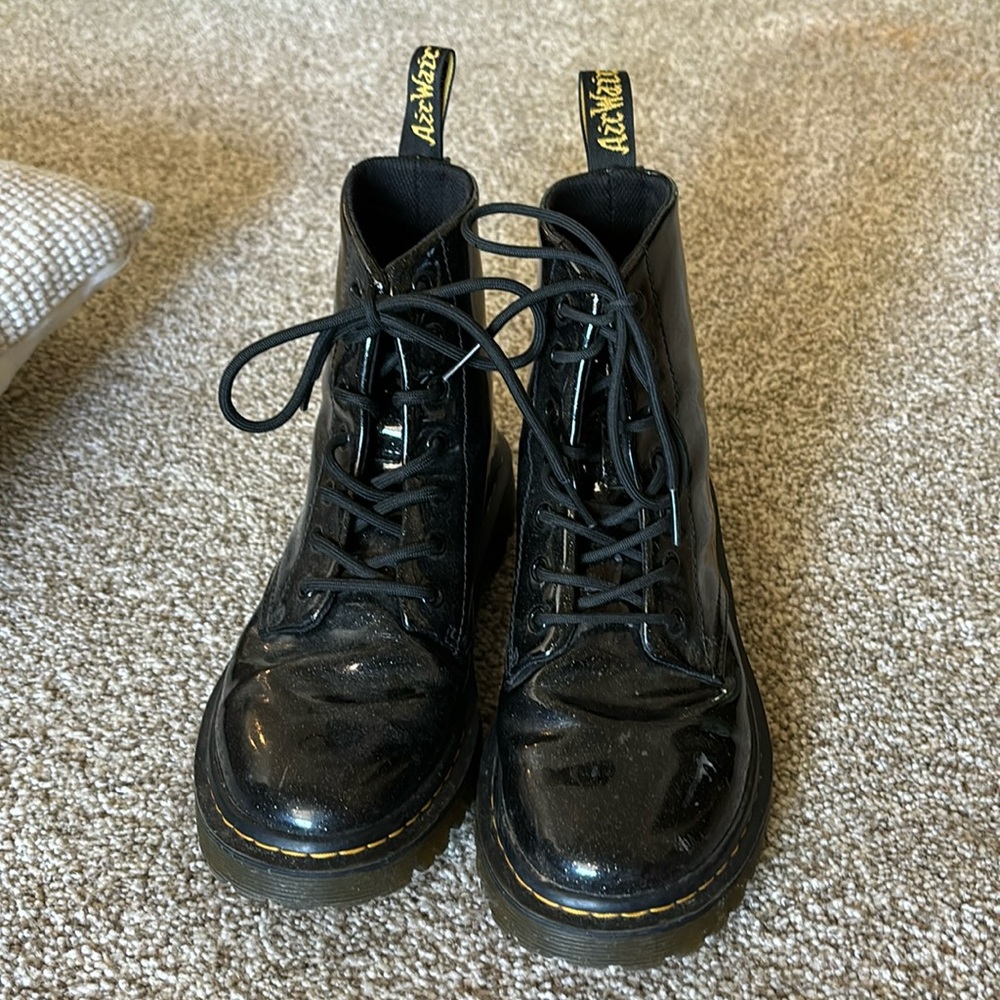 Black dr martens